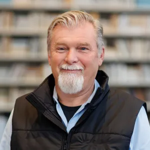Tony Hauser President, Theatrical Resources