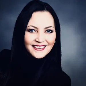  Tammy Dooley, VP Client Concierge Relations.